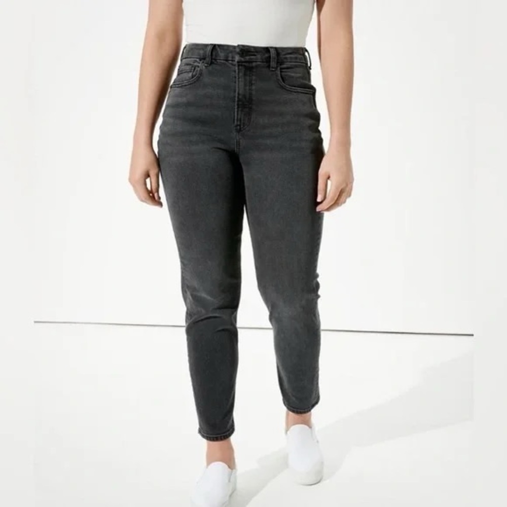 American Eagle Outfitters Stretch Curvy Mom Jean